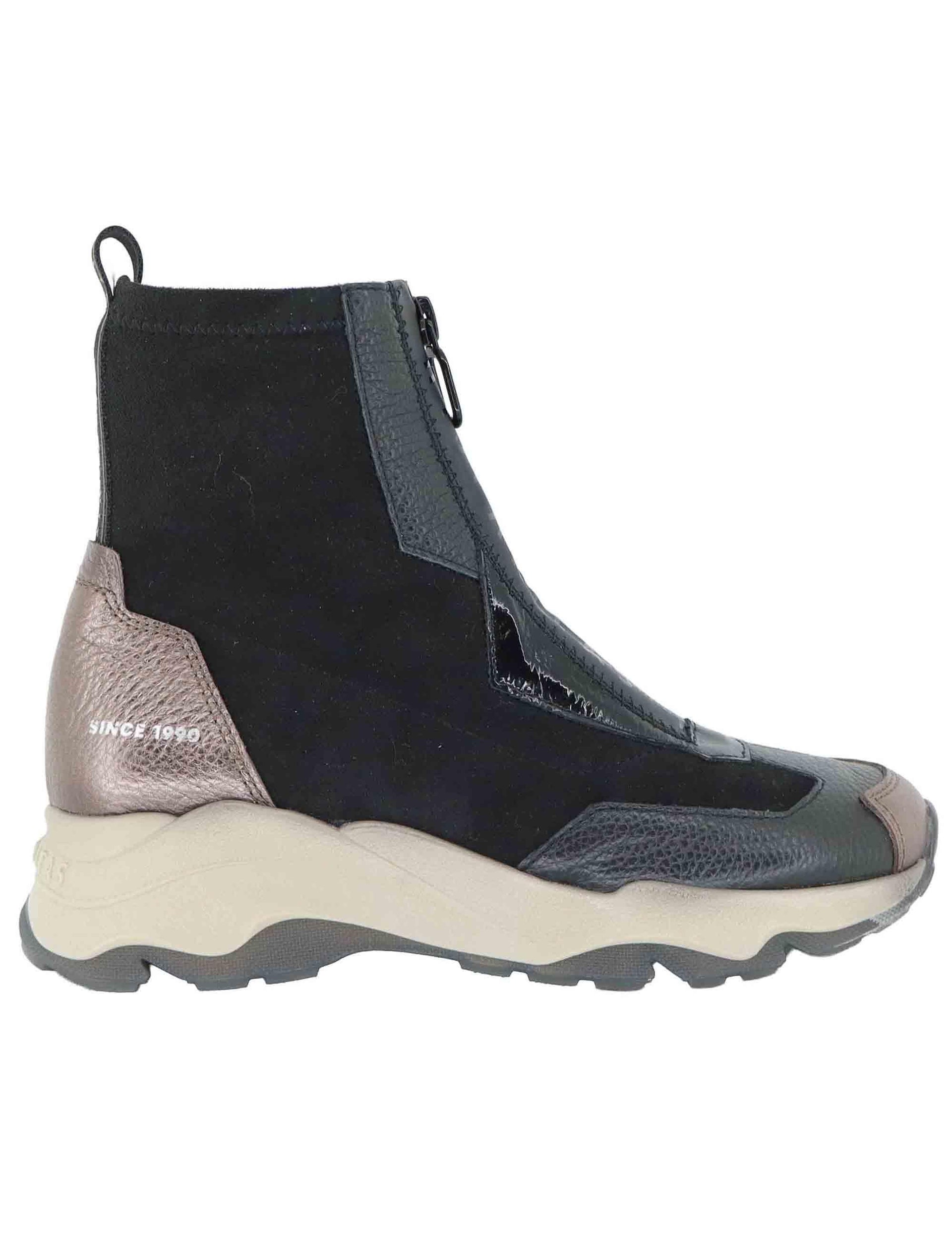 Sneakers donna in pelle e tessuto nero con suola alta in gomma CHI254321 C004 Hispanitas 