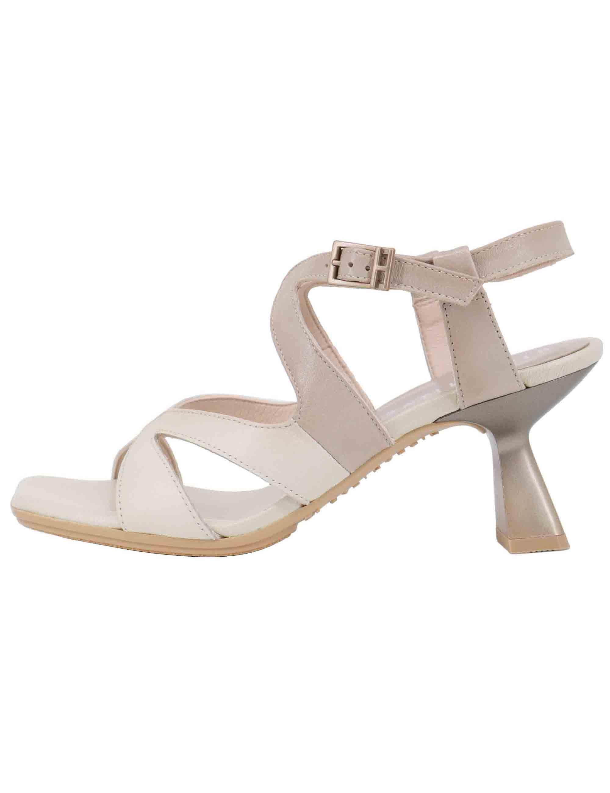 Sandali donna in pelle beige con tacco alto HV253879 C002 Hispanitas 