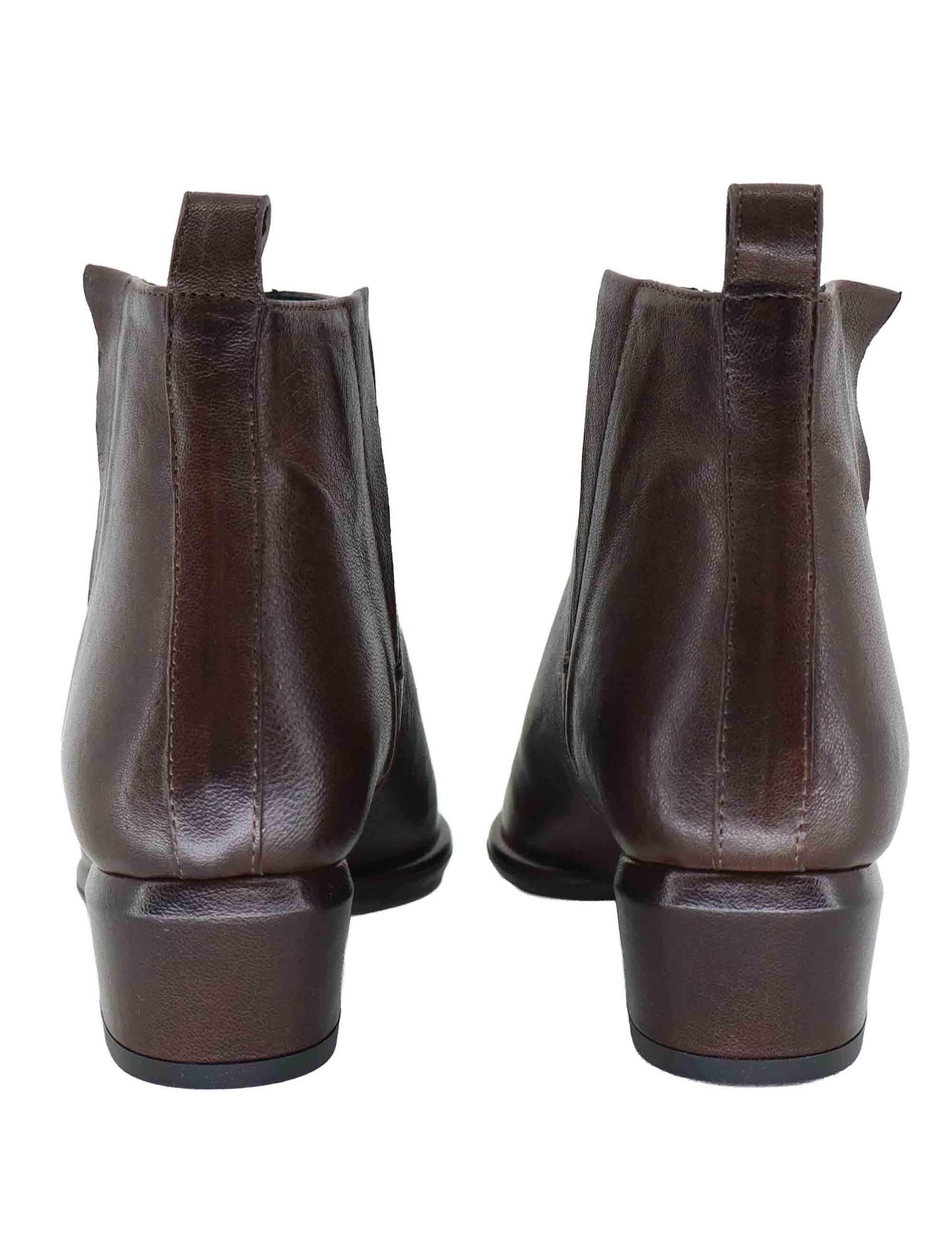 Stivaletti texani donna in pelle marrone con tacco basso SP1065 014 Spatarella 
