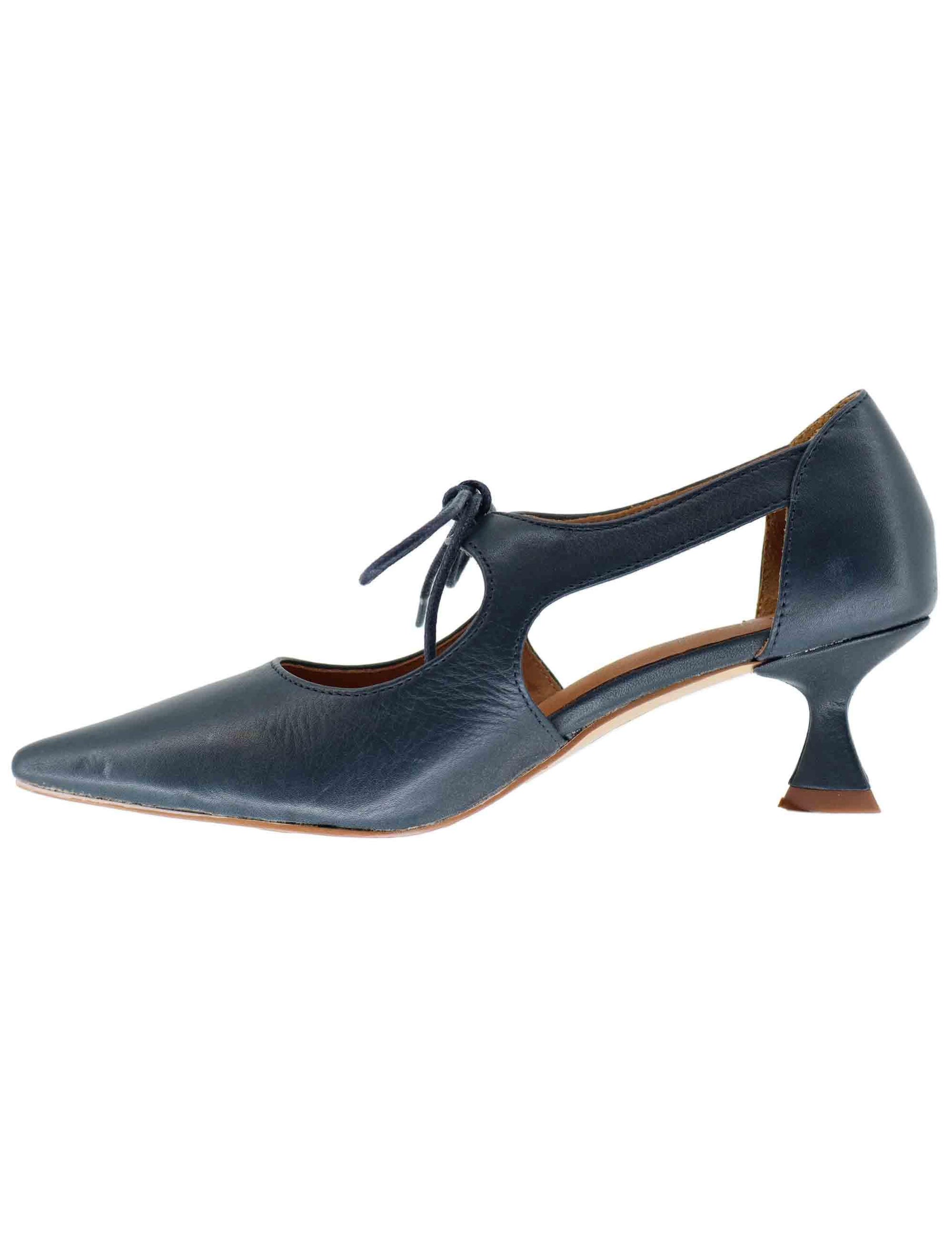 Decollete donna in pelle blu con laccetti SPY01-07 002 Spatarella 