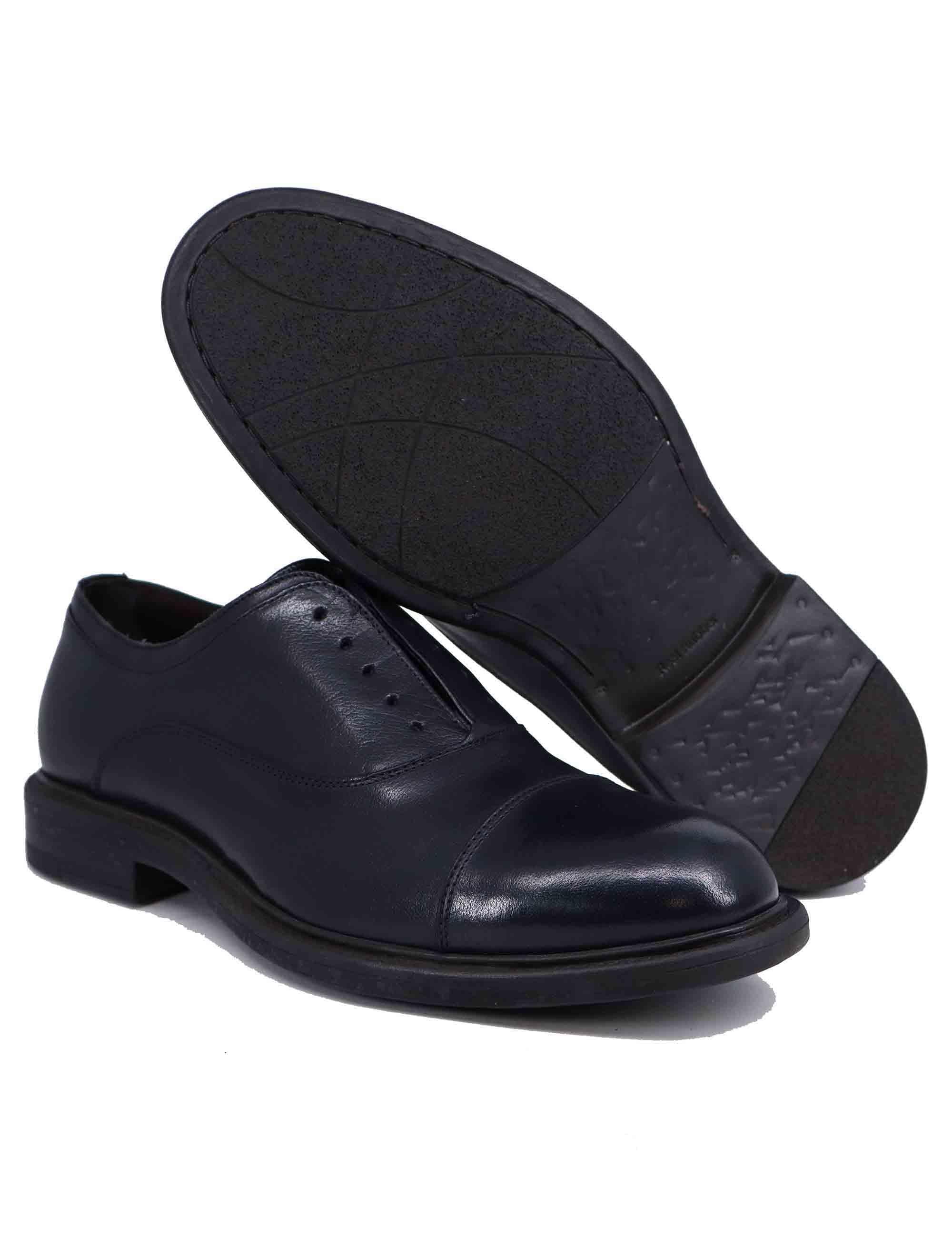 Stringate uomo in pelle nera con suola in gomma SPU2651 001 Spatarella 