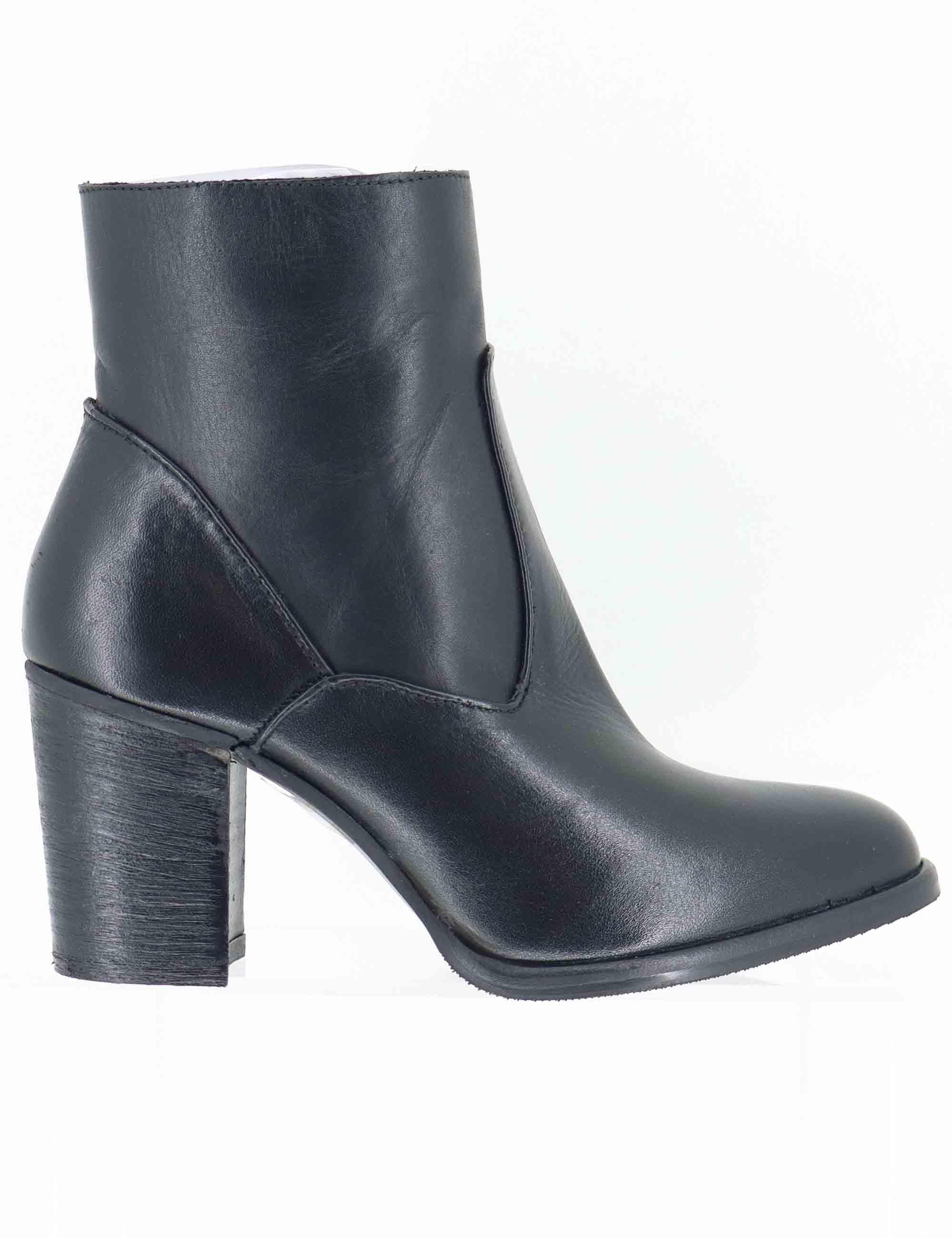 Stivaletti donna in pelle nera con tacco alto 9754SILM 001 Les Venues 