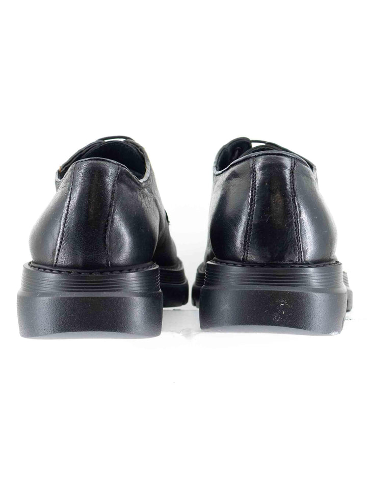 Stringate uomo in pelle nera con suola alta in gomma e punta tonda SP1145G 001 Spatarella 