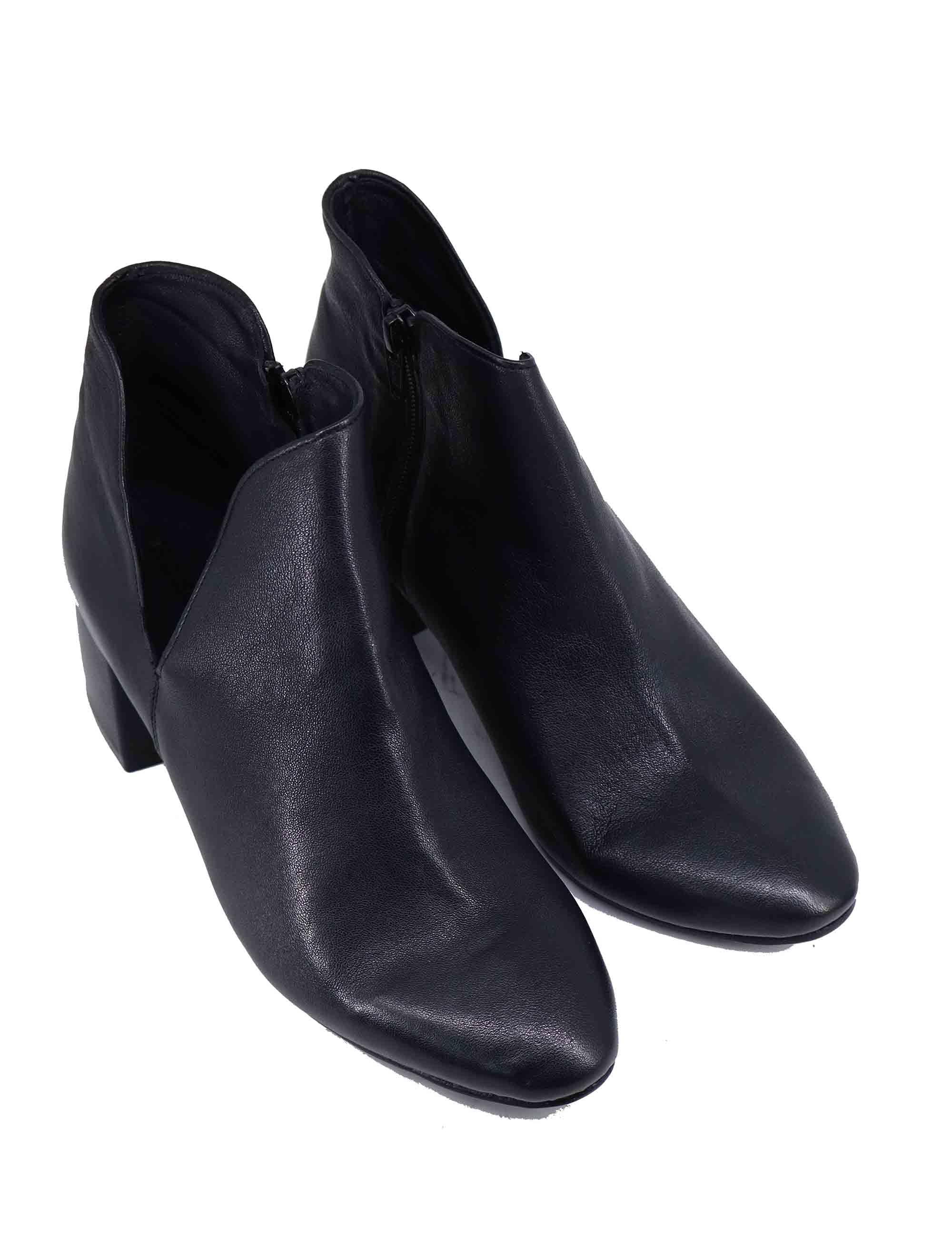 Stivaletti donna in pelle nera 124900 001 Kudetà 