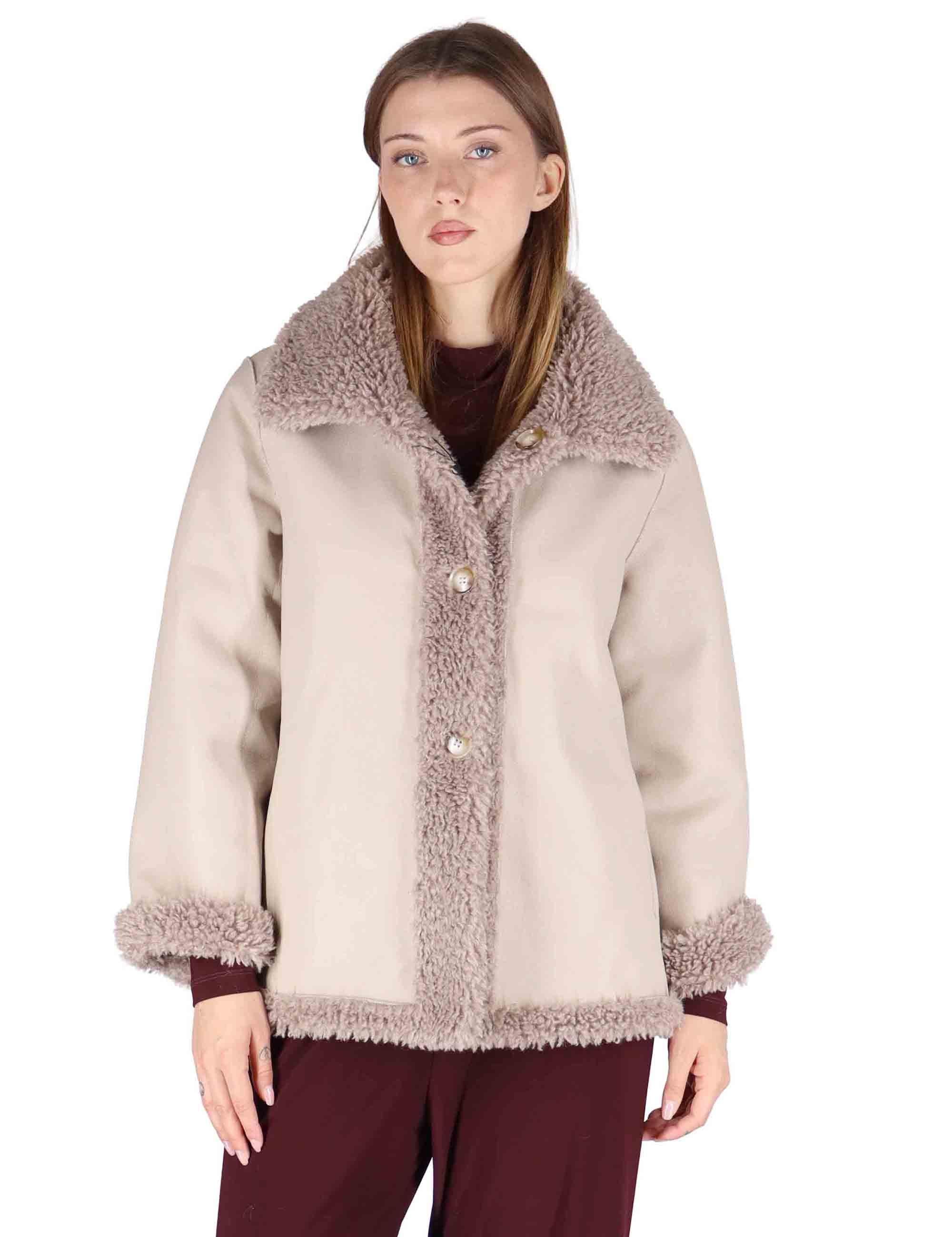 Giacconi donna reverse in eco fur effetto teddy con collo e bottoni SP25247 LIGHT GRAY Spatarella 