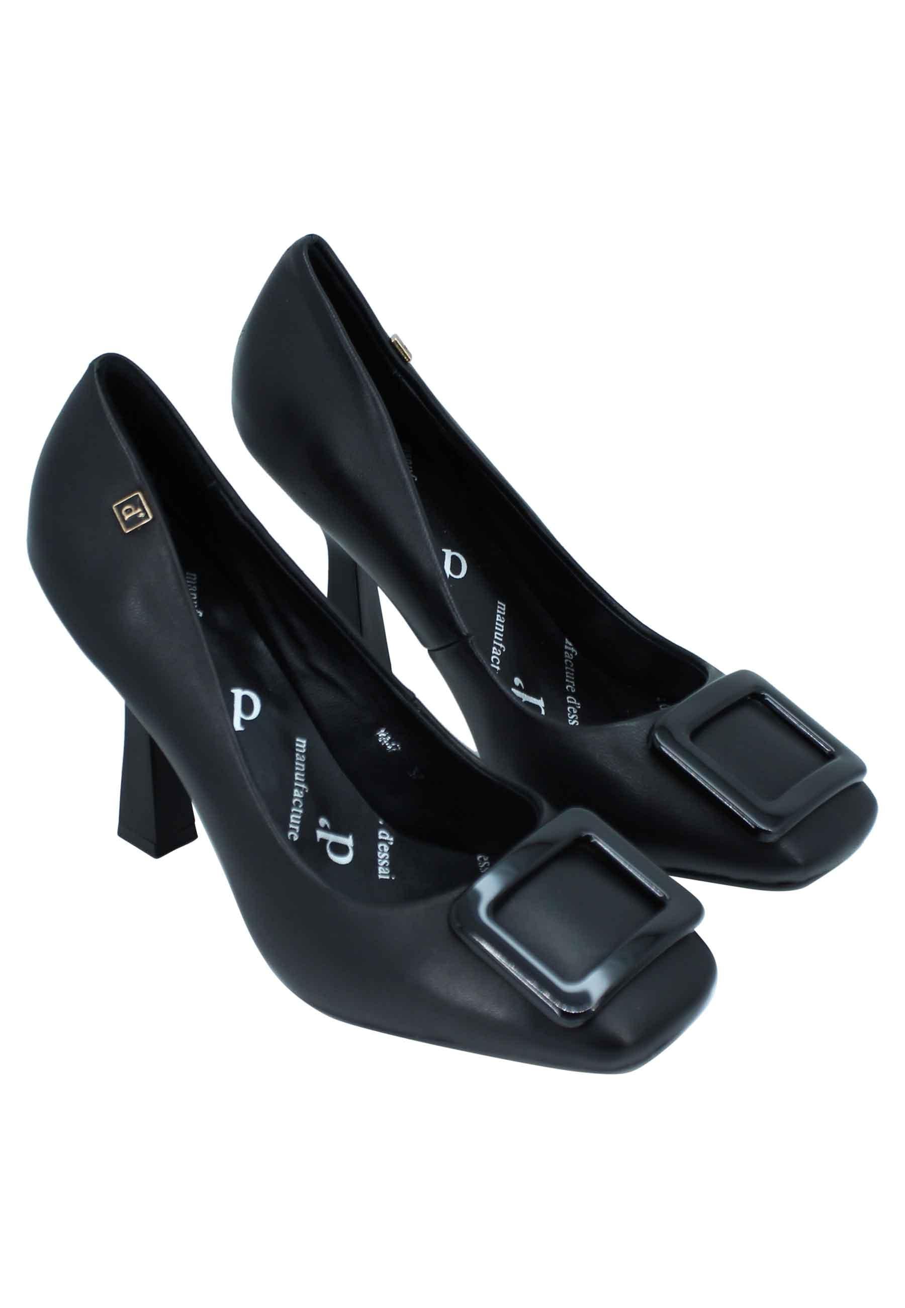 Decollete donna in pelle nera punta quadra e accessorio in tinta MA47 001 Manufacture D'Essai 