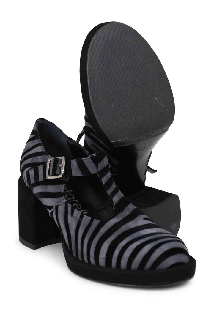 Decollete donna in camoscio nero e grigio con tacco e plateau SP769 501 Spatarella 