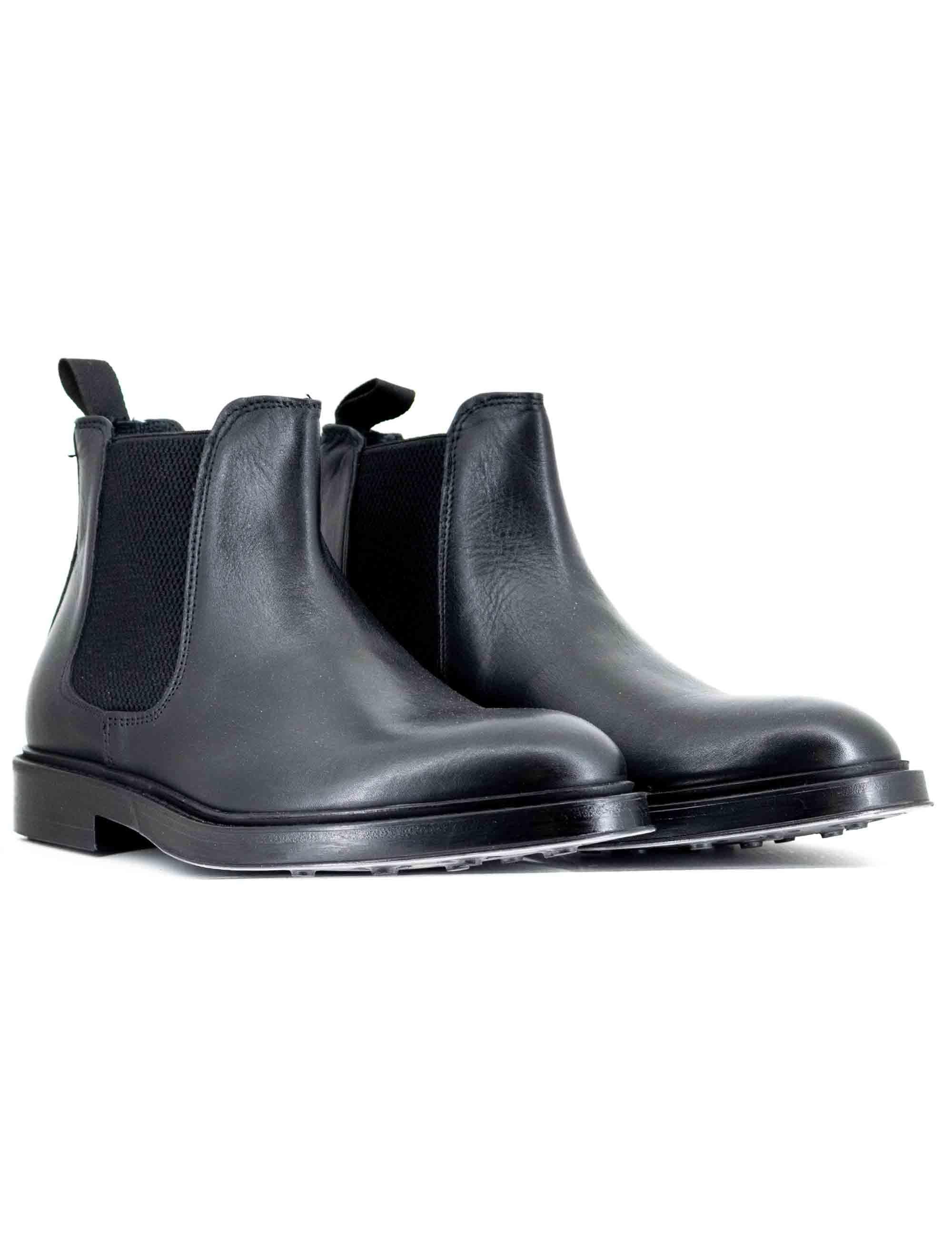 Stivaletti uomo beatles in pelle nera con elestici in tinta e suola in gomma SP2052L 001 Spatarella 