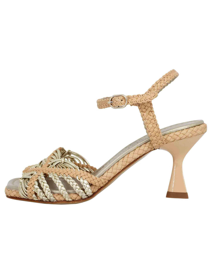 Sandali donna in pelle intrecciata beige con cinturino alla caviglia e punta quadra 10867 600 Pons Quintana 