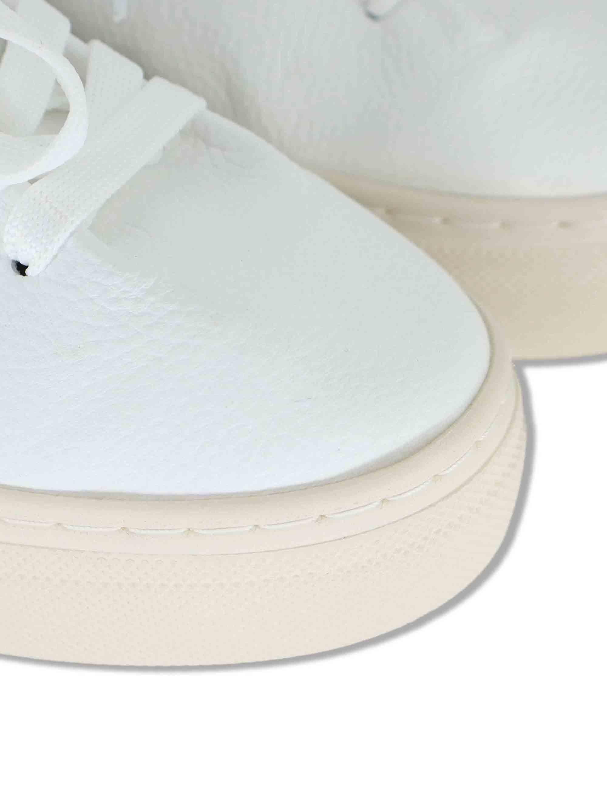 Sneakers donna in pelle bianca con linguetta arricciata e laccio in tulle SP60030 100 Spatarella 