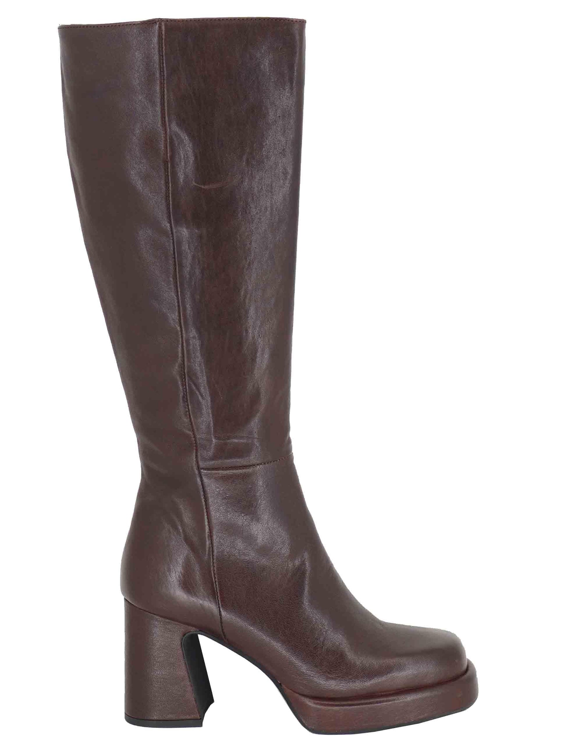 Stivali donna in pelle opaca marrone con tacco alto e plateau 9680Z 014 Les Venues 