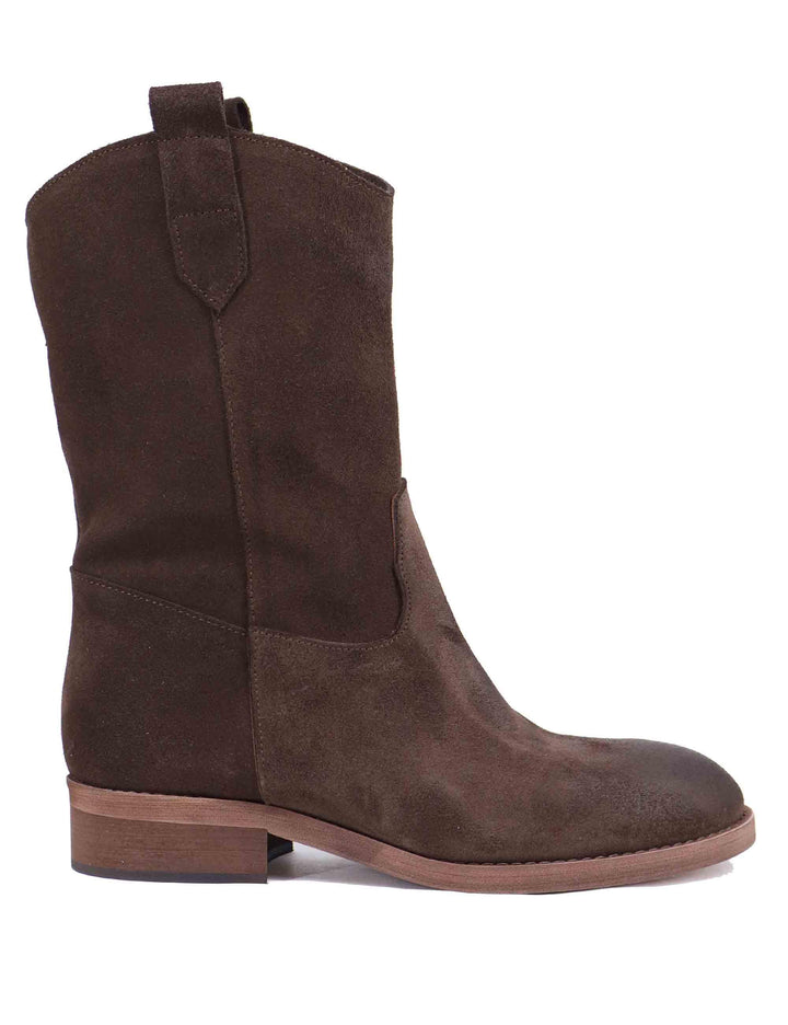 Stivaletti donna in camoscio marrone tacco basso SPCV27 014 Spatarella 