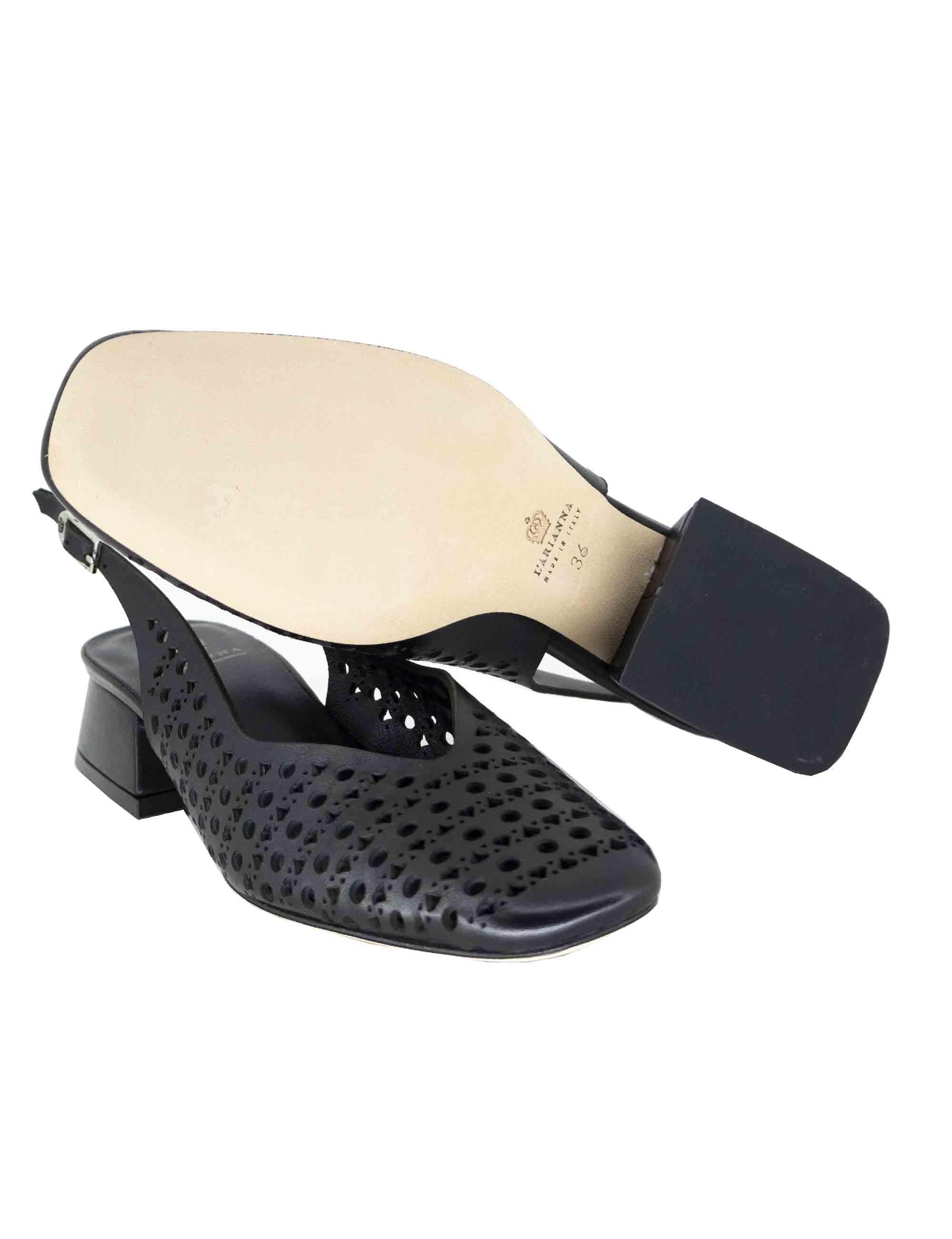 Slingback donna in pelle nera forata CH2525/G 001 L'Arianna 