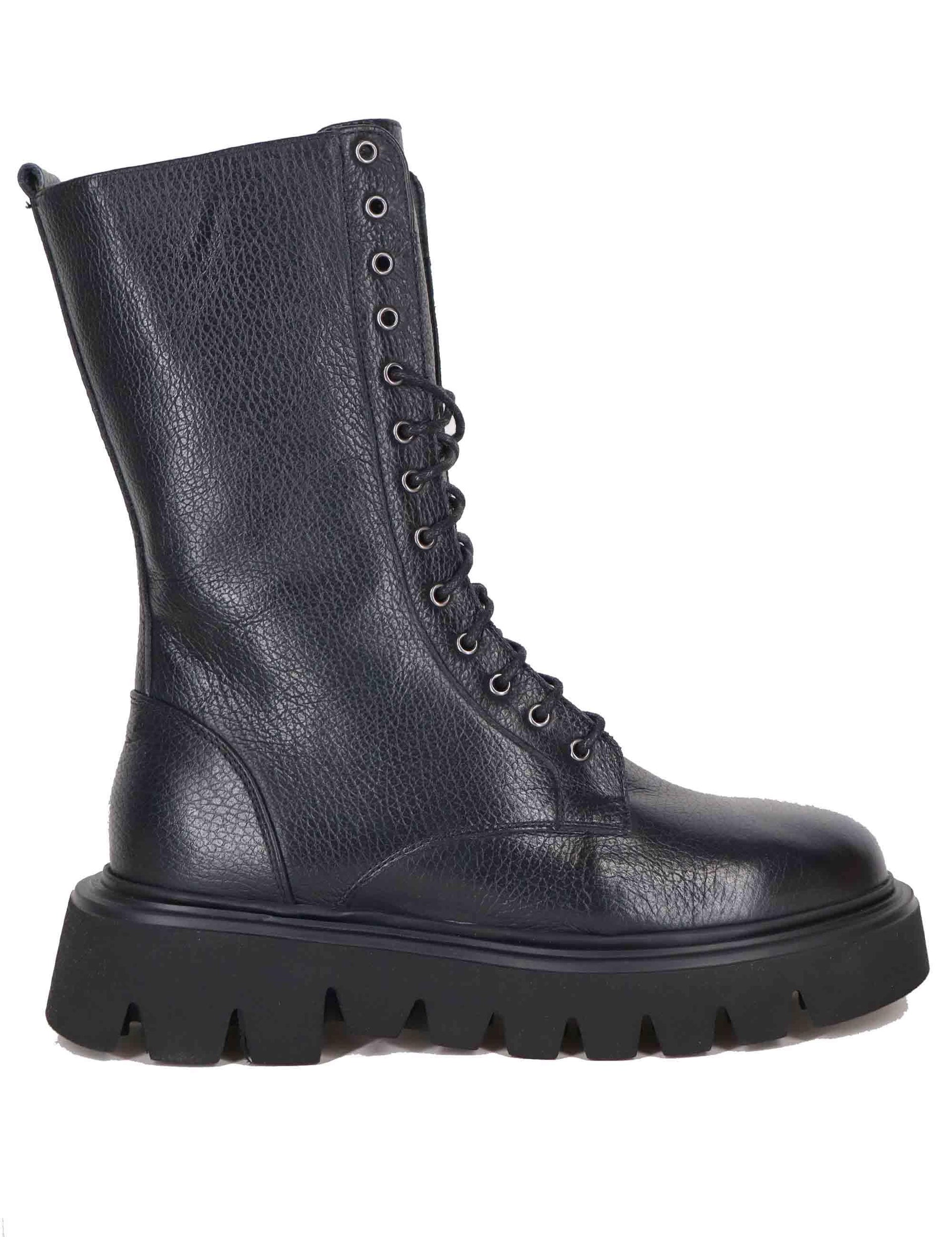 Stivaletti donna in pelle nera con suola ultra light SPA4009 001 Spatarella 