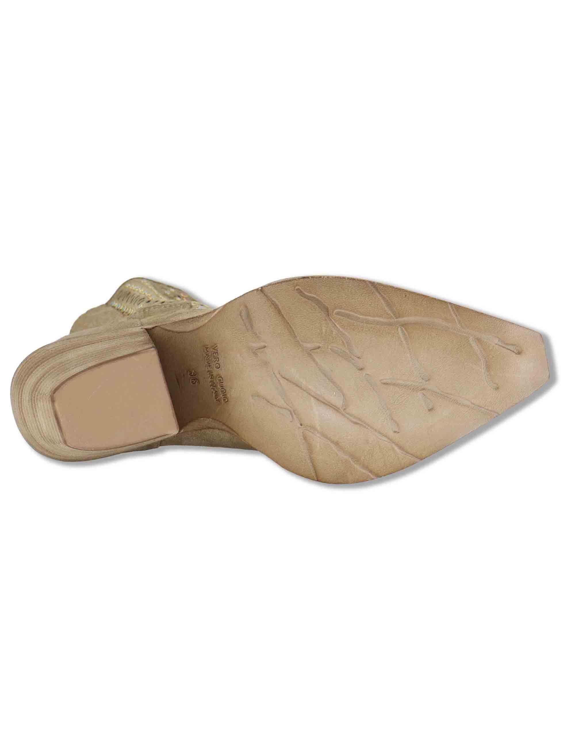Stivaletti texani donna in camoscio taupe con borchie e tacco alto SPXD2403 029 Spatarella 
