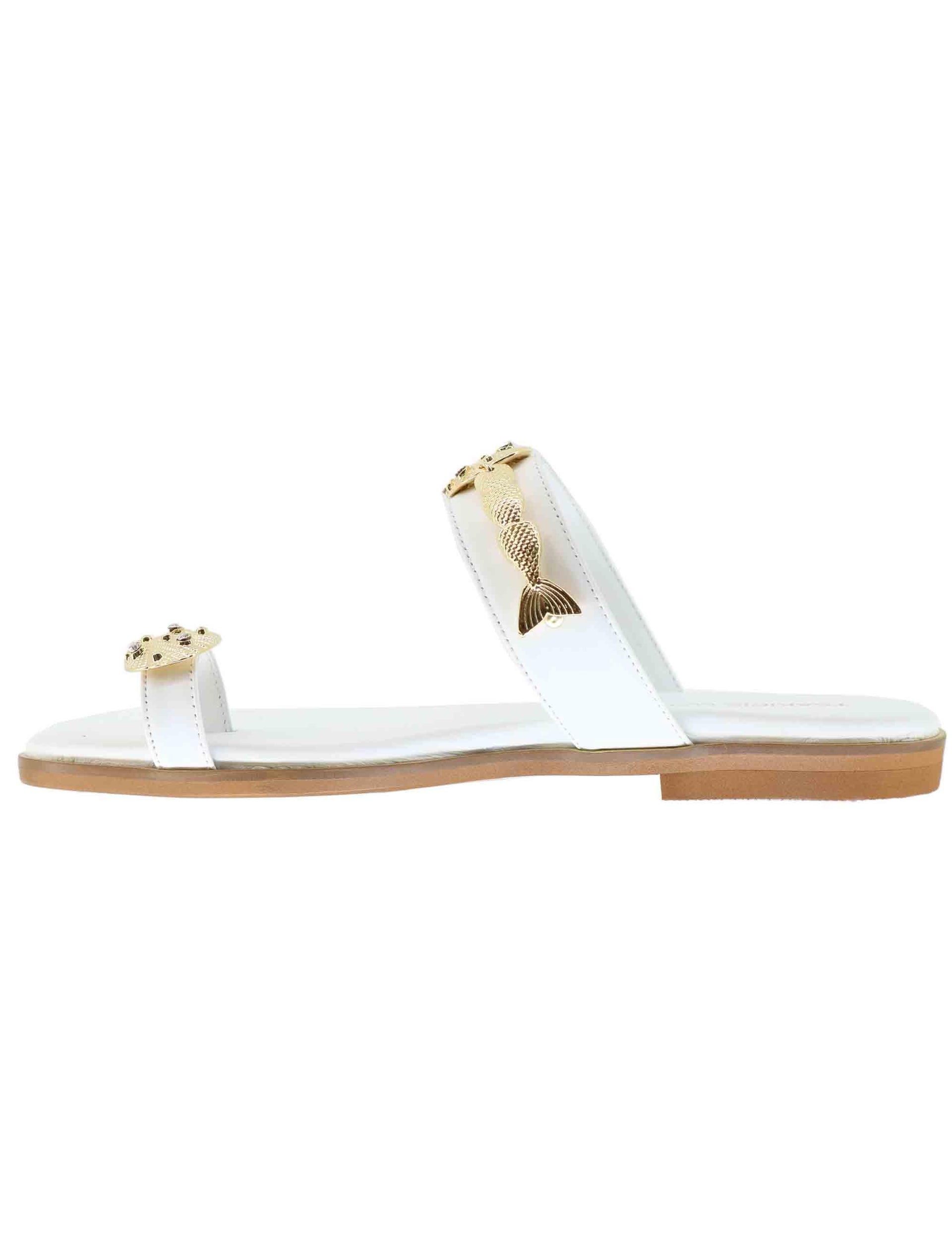 Sandali flat infradito donna in pelle bianca con gioiello U41005011652 501 Tsakiris Mallas 
