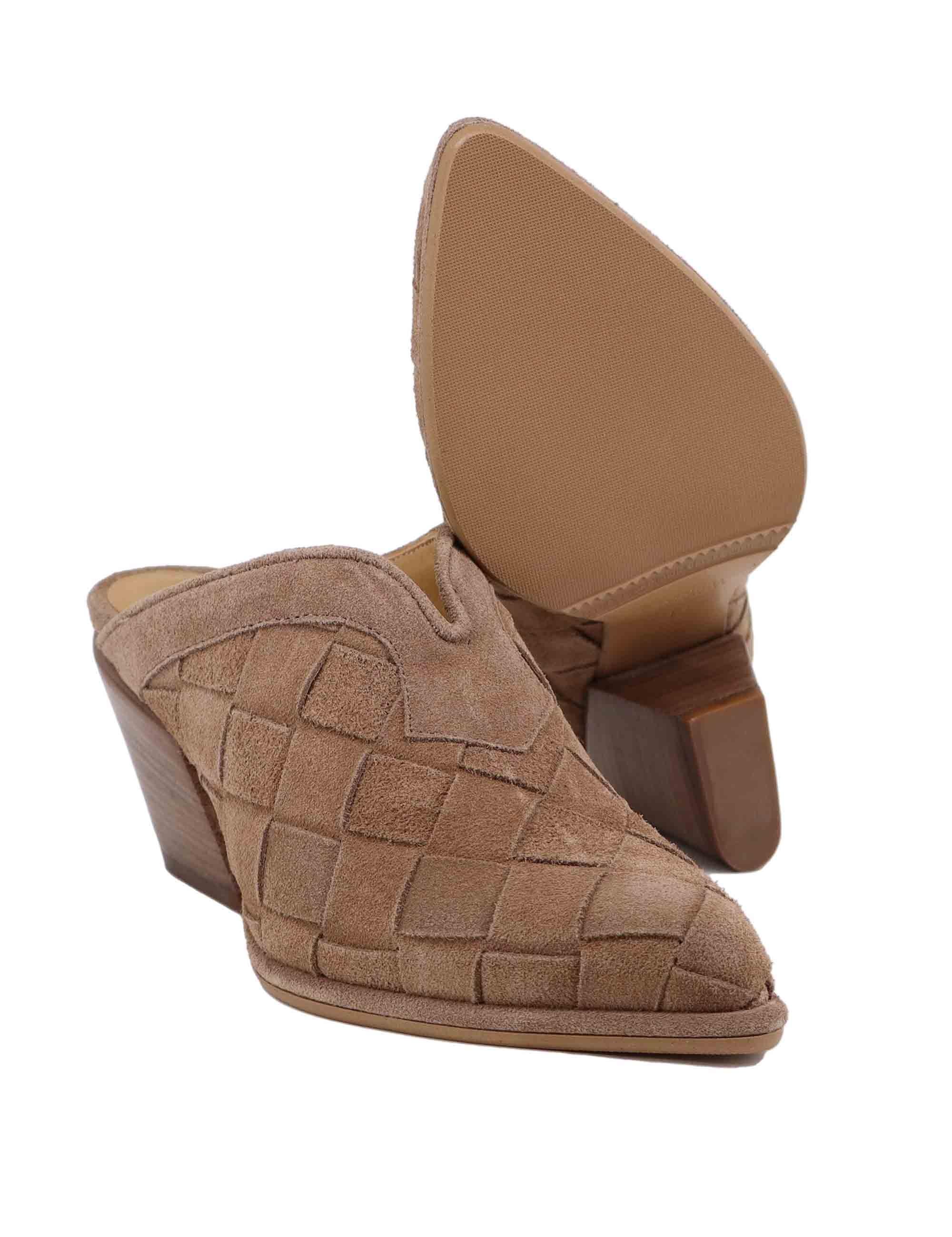 Mule donna in camoscio taupe intrecciato con tacco alto SP2013 013 Spatarella 